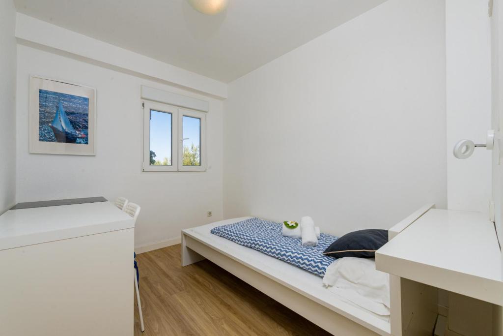 Dormitorio 08